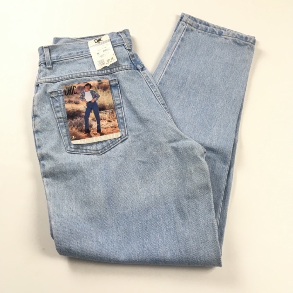 Vintage Chic High Rise Light Wash‎ Straight Leg Denim Mom Jeans Misses Sz 13 NWT